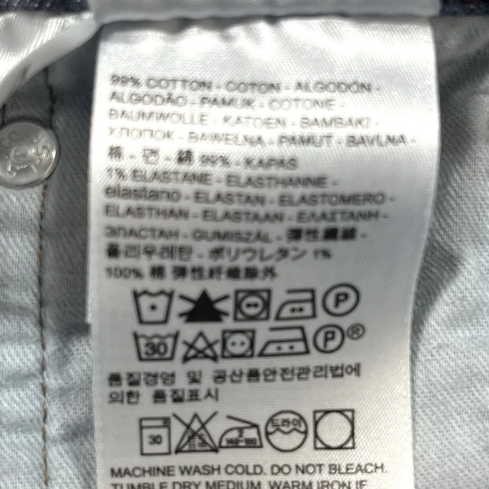 Levis tag size